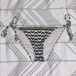 Victoria’s Secret Black and White Bikini Bottoms